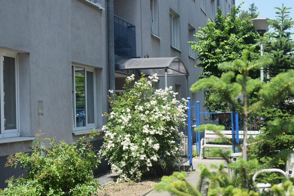 多姆斯图登柯基阿托尔酒店 克拉科夫 外观 照片